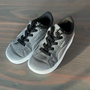 *SOLD* Puma Sneakers - Little Kids Size 8